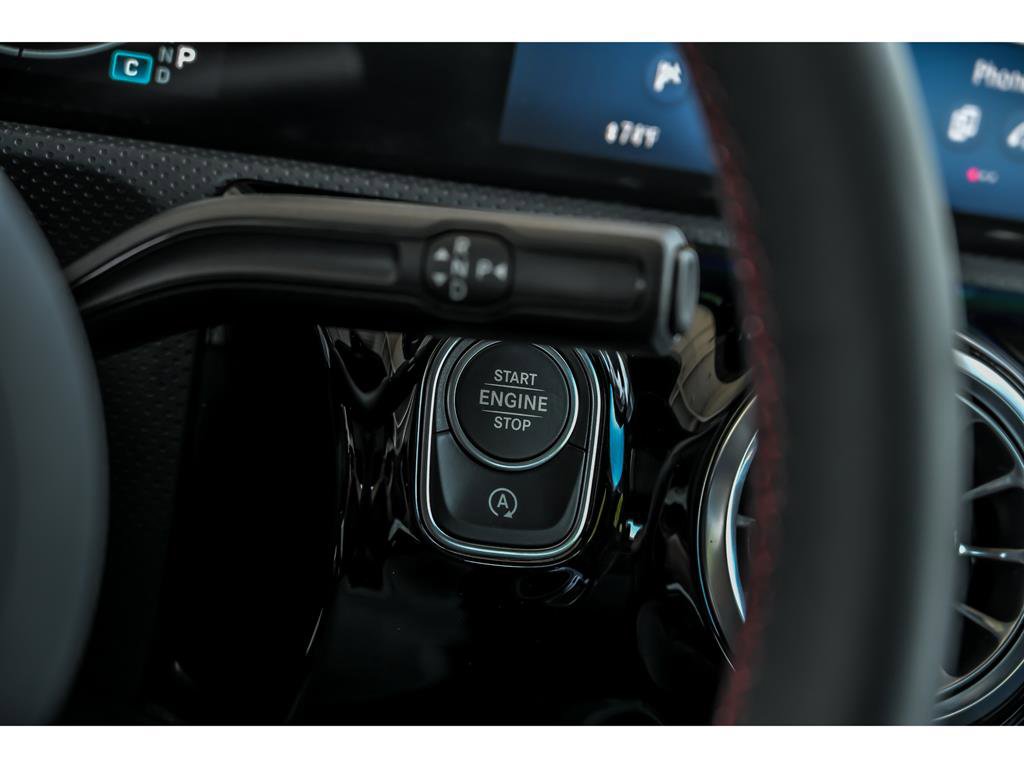 New 2025 Mercedes-Benz CLA 250 4MATIC image 15