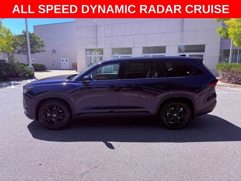 Used 2025 Toyota Grand Highlander AWD image 4