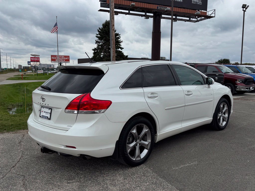 Used 2011 Toyota Venza AWD w/ Premium Pkg #2 image 38