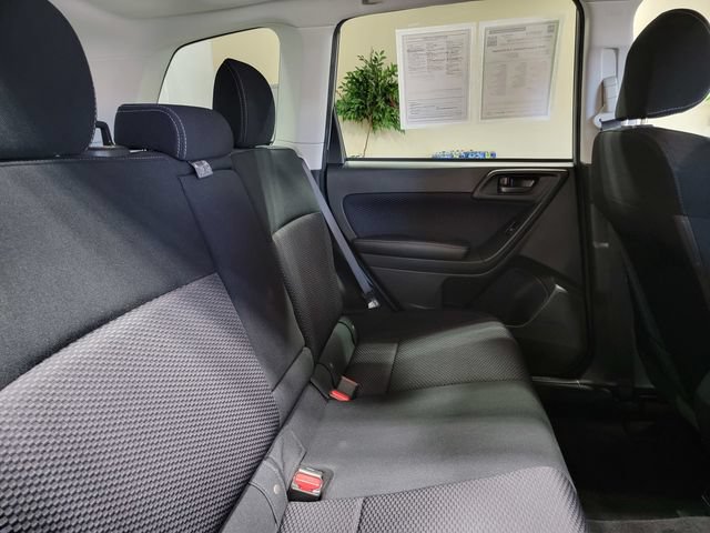 Used 2018 Subaru Forester 2.5i Premium w/ Protection Package #1 AWD/4WD image 15