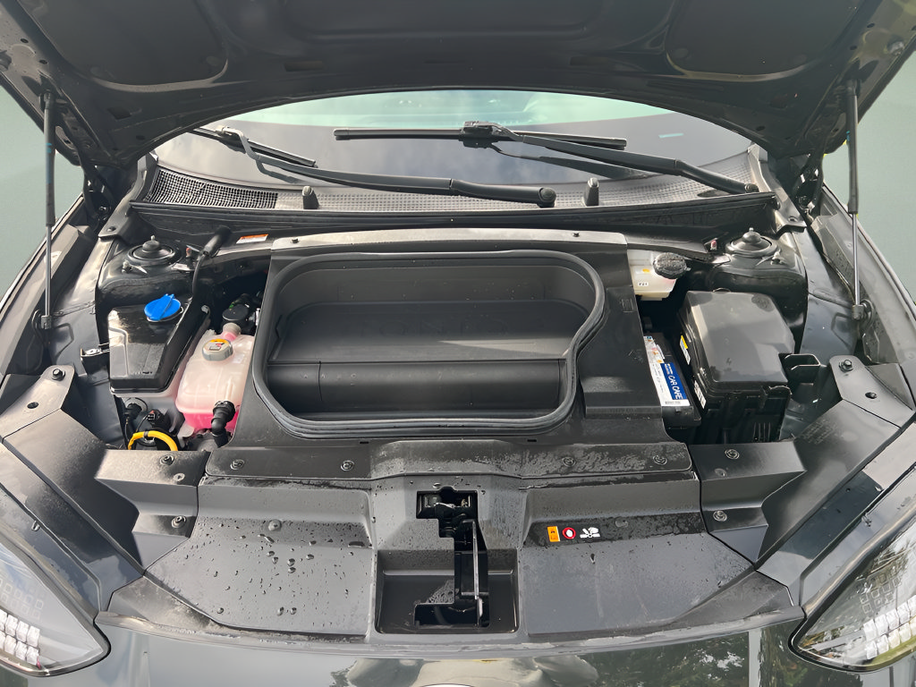 Certified 2023 Hyundai Ioniq 6 SEL AWD/4WD image 9