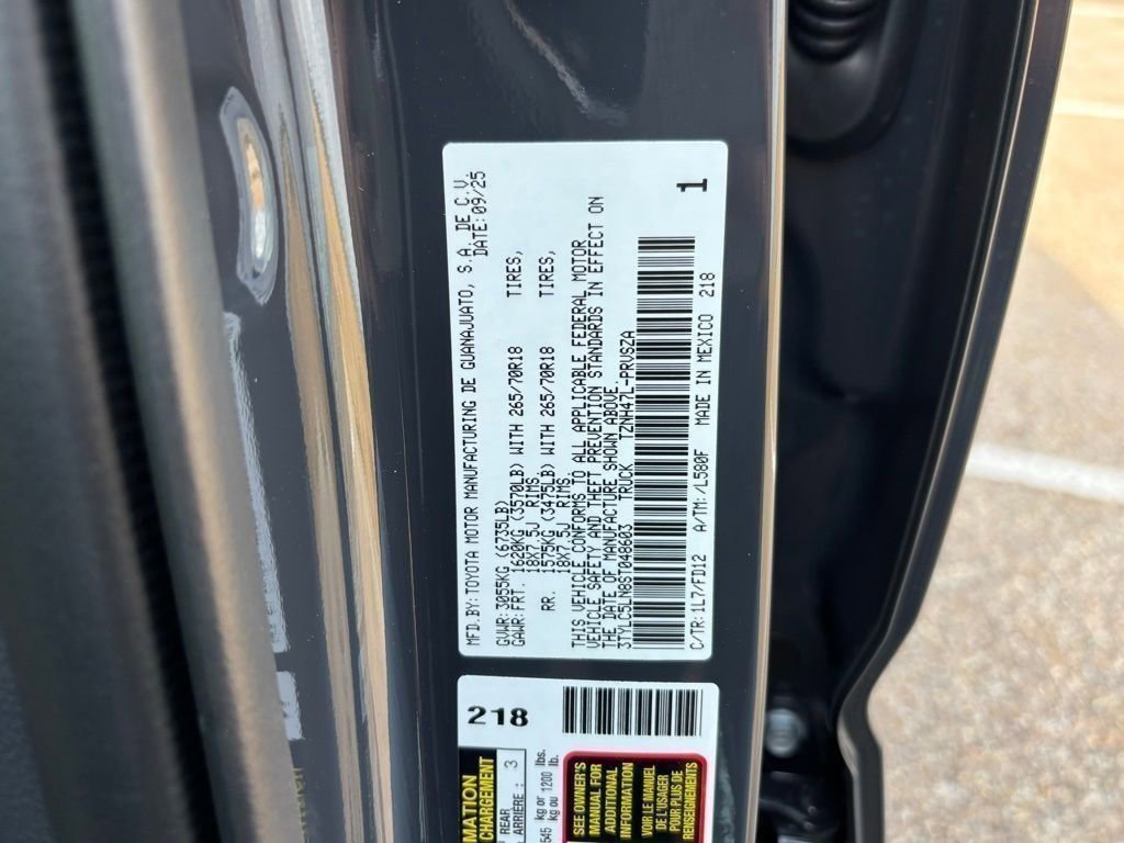 New 2025 Toyota Tacoma TRD Off-Road image 28