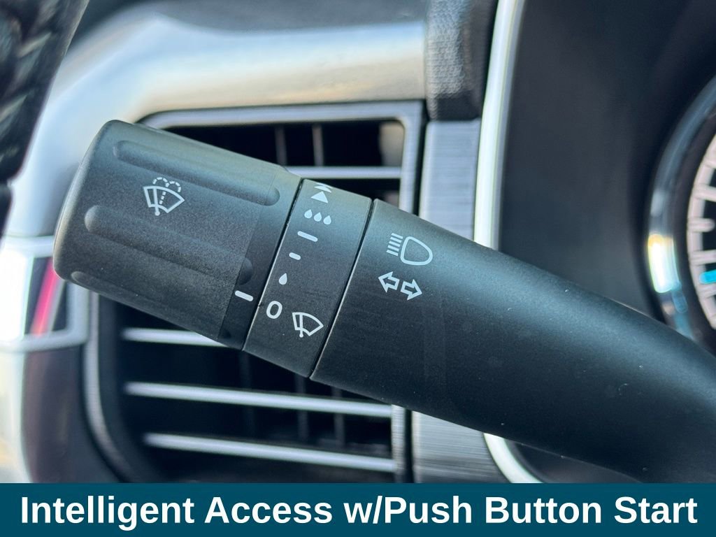 Used 2022 Ford F150 XLT w/ Equipment Group 302A High image 13