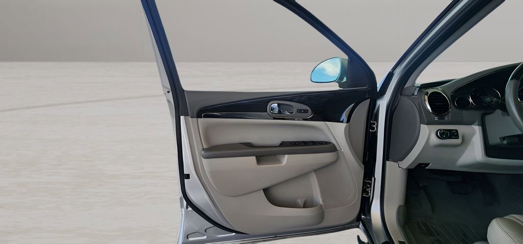 Used 2016 Buick Enclave Leather image 11