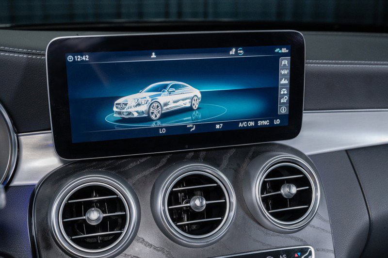 Used 2023 Mercedes-Benz C 300 Coupe w/ AMG Line image 18