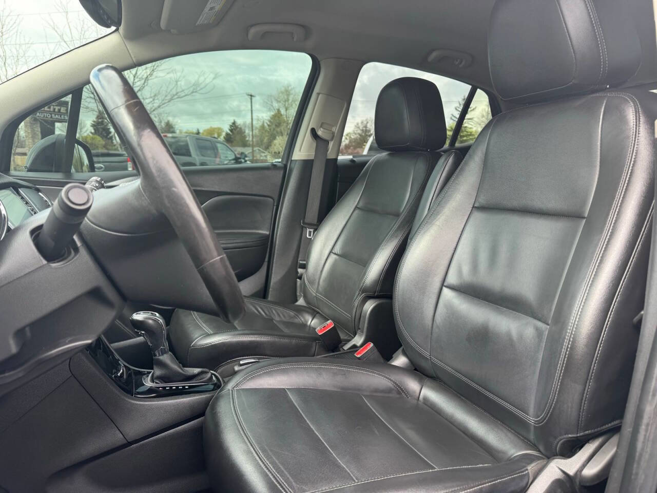 Used 2020 Buick Encore Essence AWD/4WD image 13