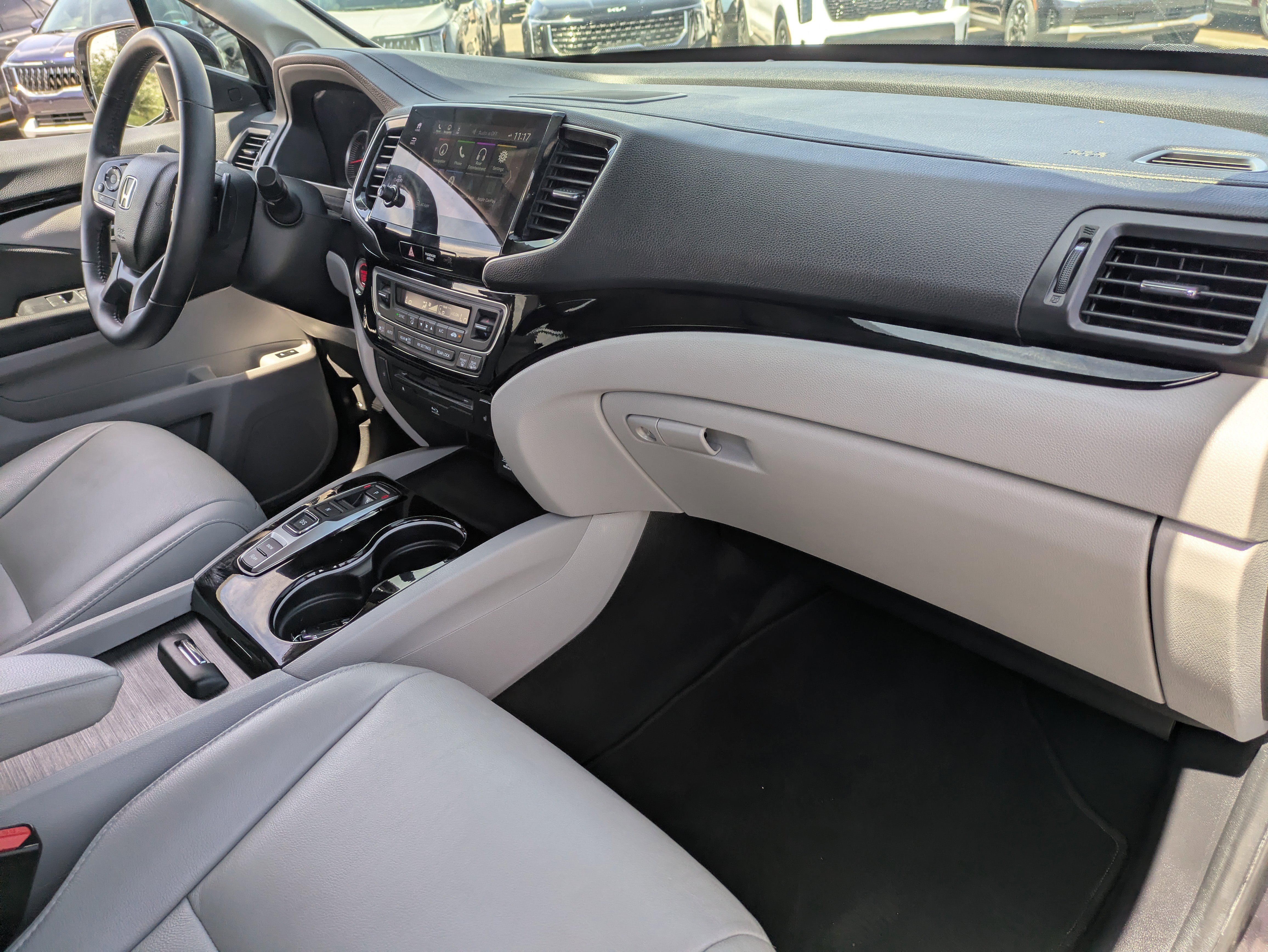 Used 2022 Honda Pilot Touring image 13