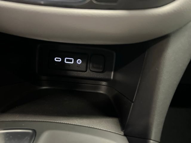 Certified 2022 Chevrolet Equinox LT FWD image 24
