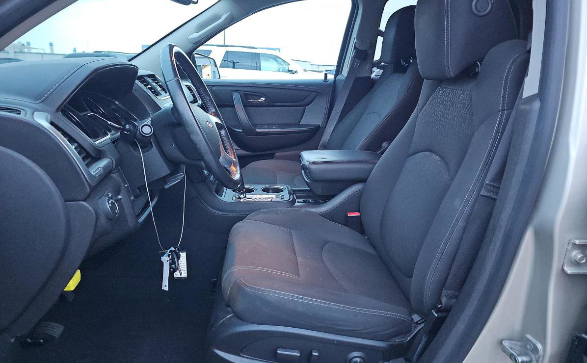 Used 2013 GMC Acadia SLE image 5