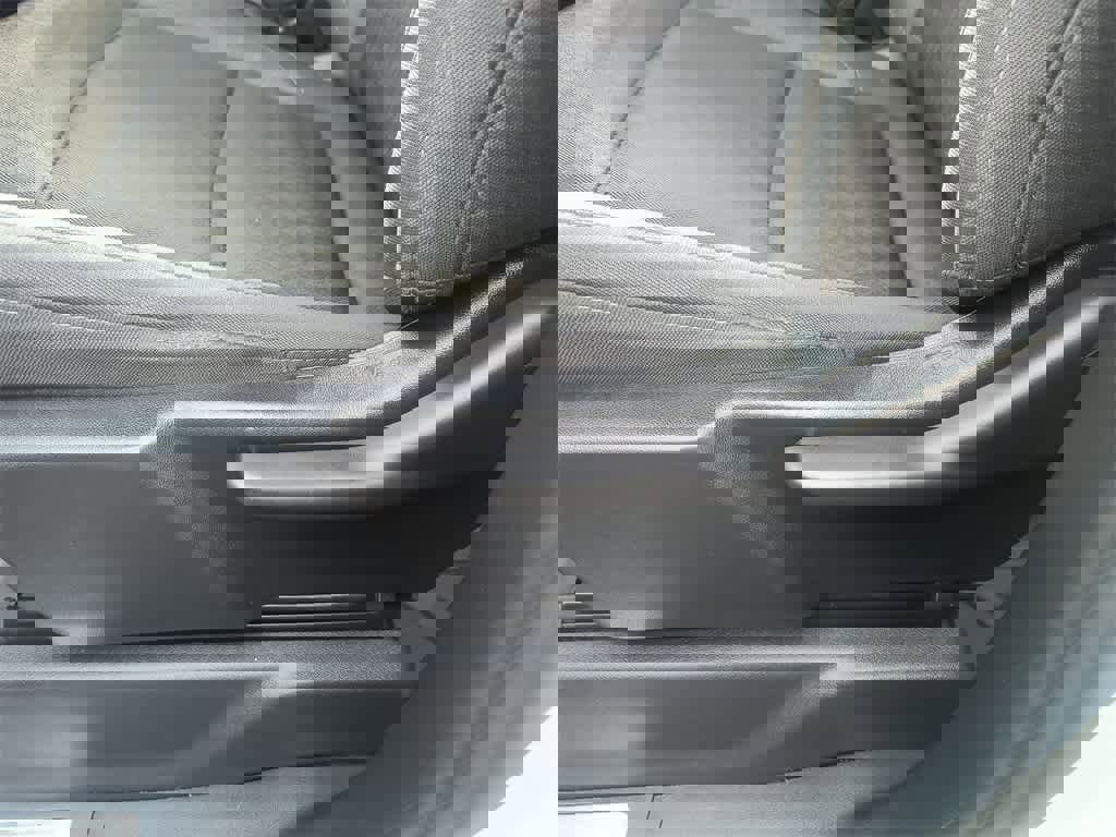 Used 2024 Chevrolet Silverado 3500 LT image 12