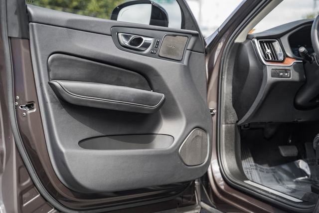 Used 2024 Volvo XC60 T8 Ultimate w/ Protection Package Premier image 36