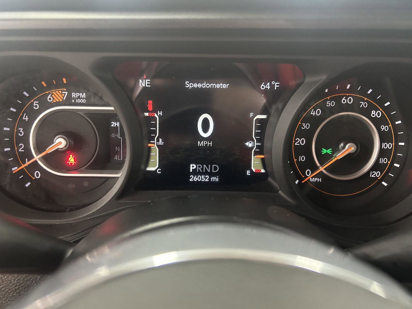 Used 2025 Jeep Wrangler Sahara image 13