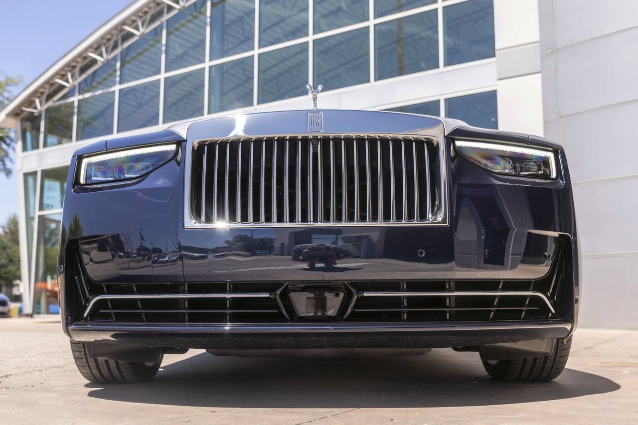 New 2025 Rolls-Royce Ghost AWD/4WD image 11