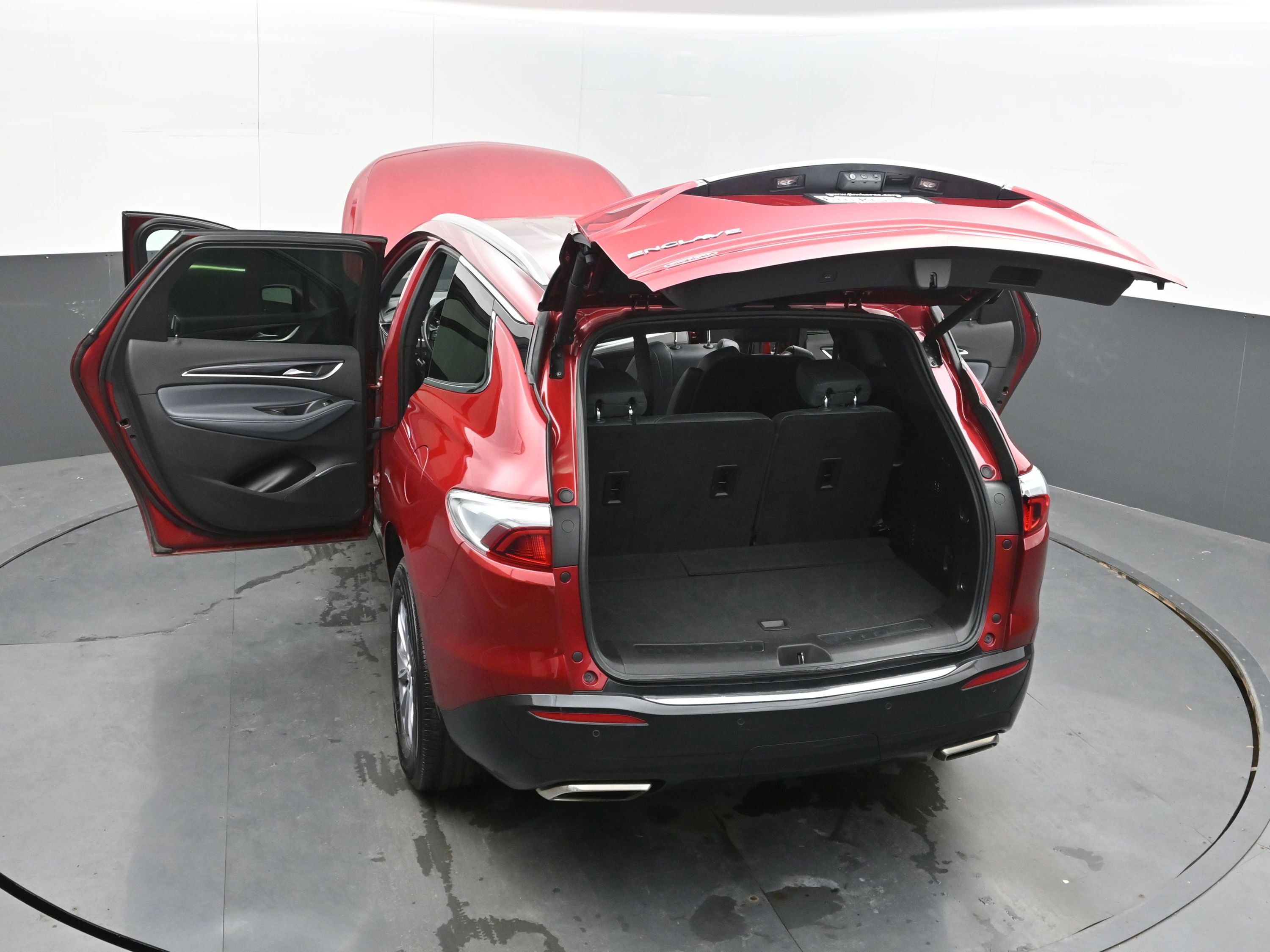 Used 2024 Buick Enclave Premium image 43