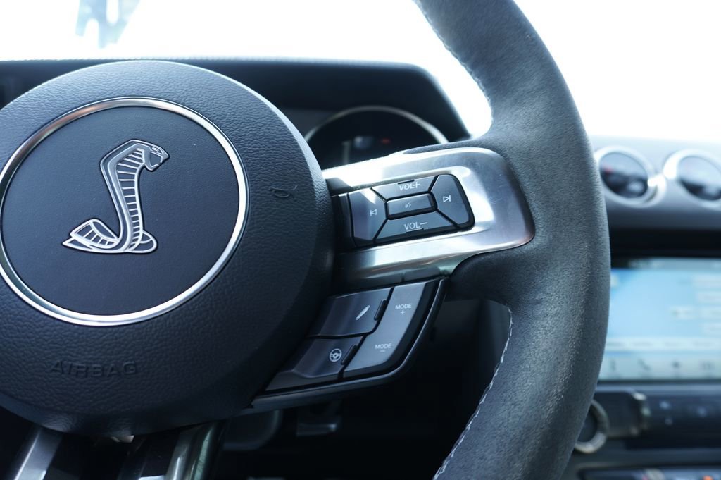 Used 2017 Ford Mustang Shelby GT350 image 32