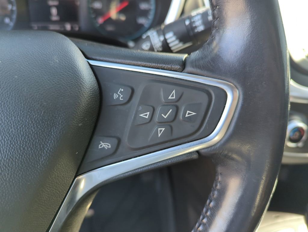 Used 2018 Chevrolet Equinox LT FWD image 23