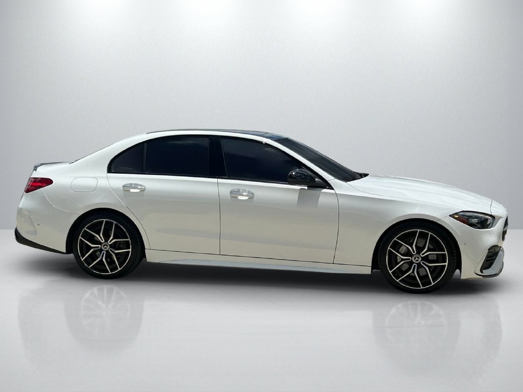 Used 2024 Mercedes-Benz C 300 4MATIC Sedan image 4