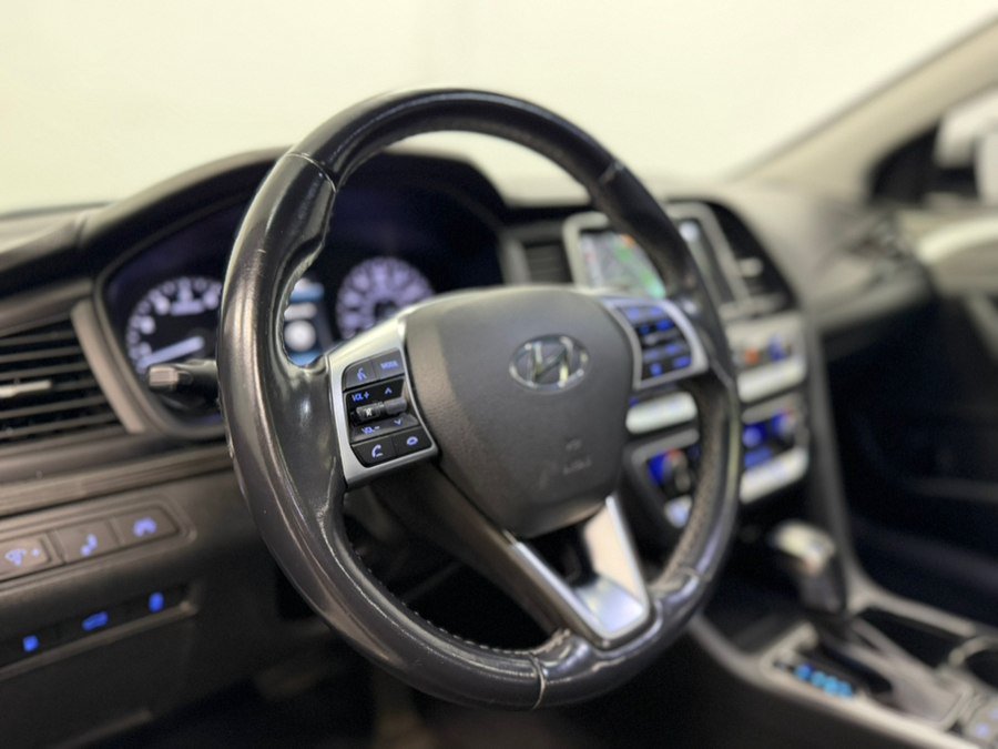 Used 2019 Hyundai Sonata Limited w/ Ultimate Package 04 FWD image 51