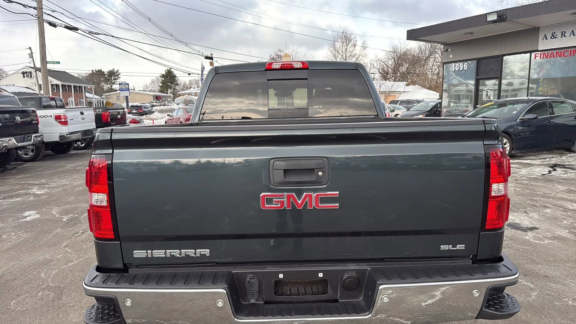 Used 2017 GMC Sierra 1500 SLE w/ SLE Value Package image 6