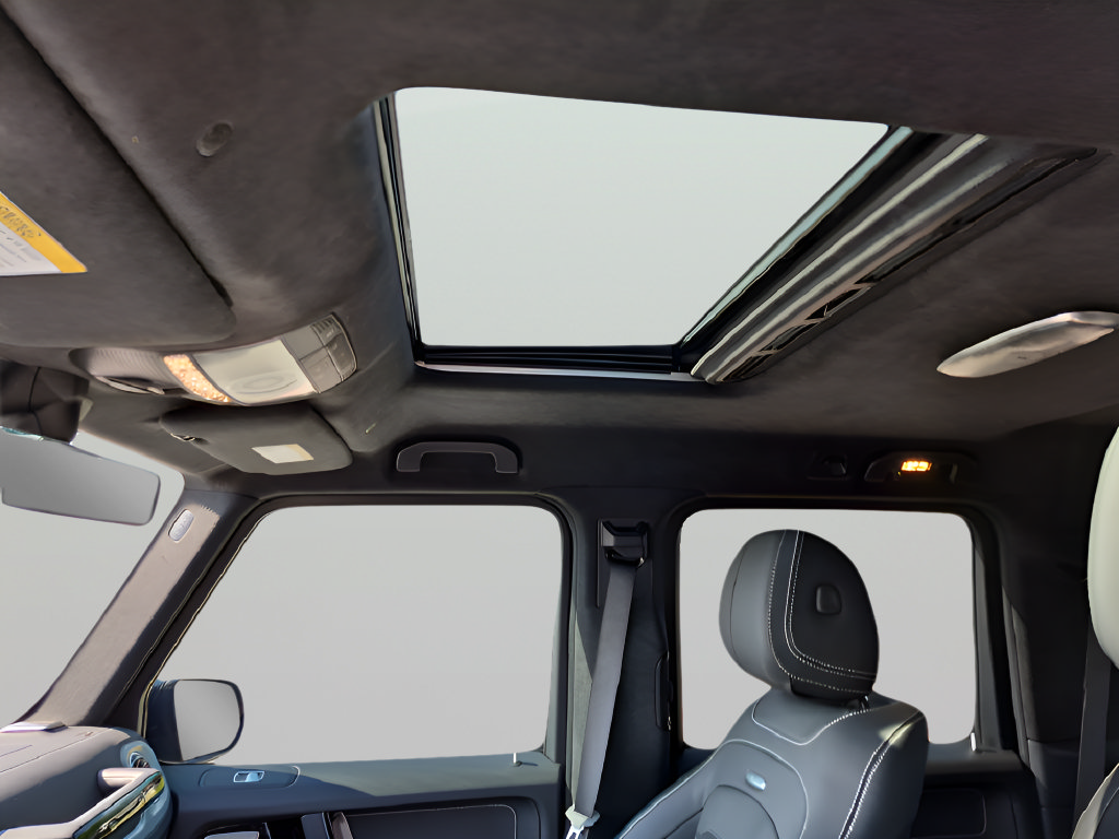 Used 2027 Mercedes-Benz G 63 AMG 4MATIC image 30