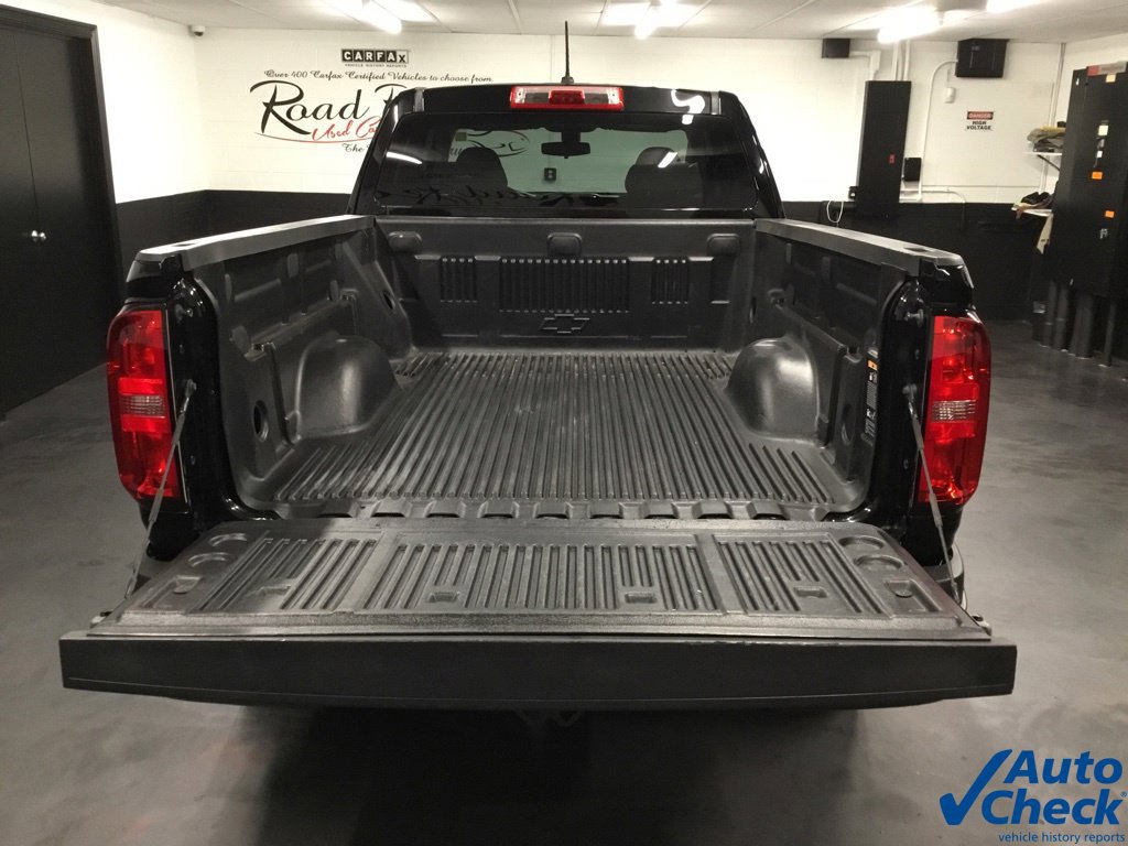 Used 2018 Chevrolet Colorado W/T AWD/4WD image 9