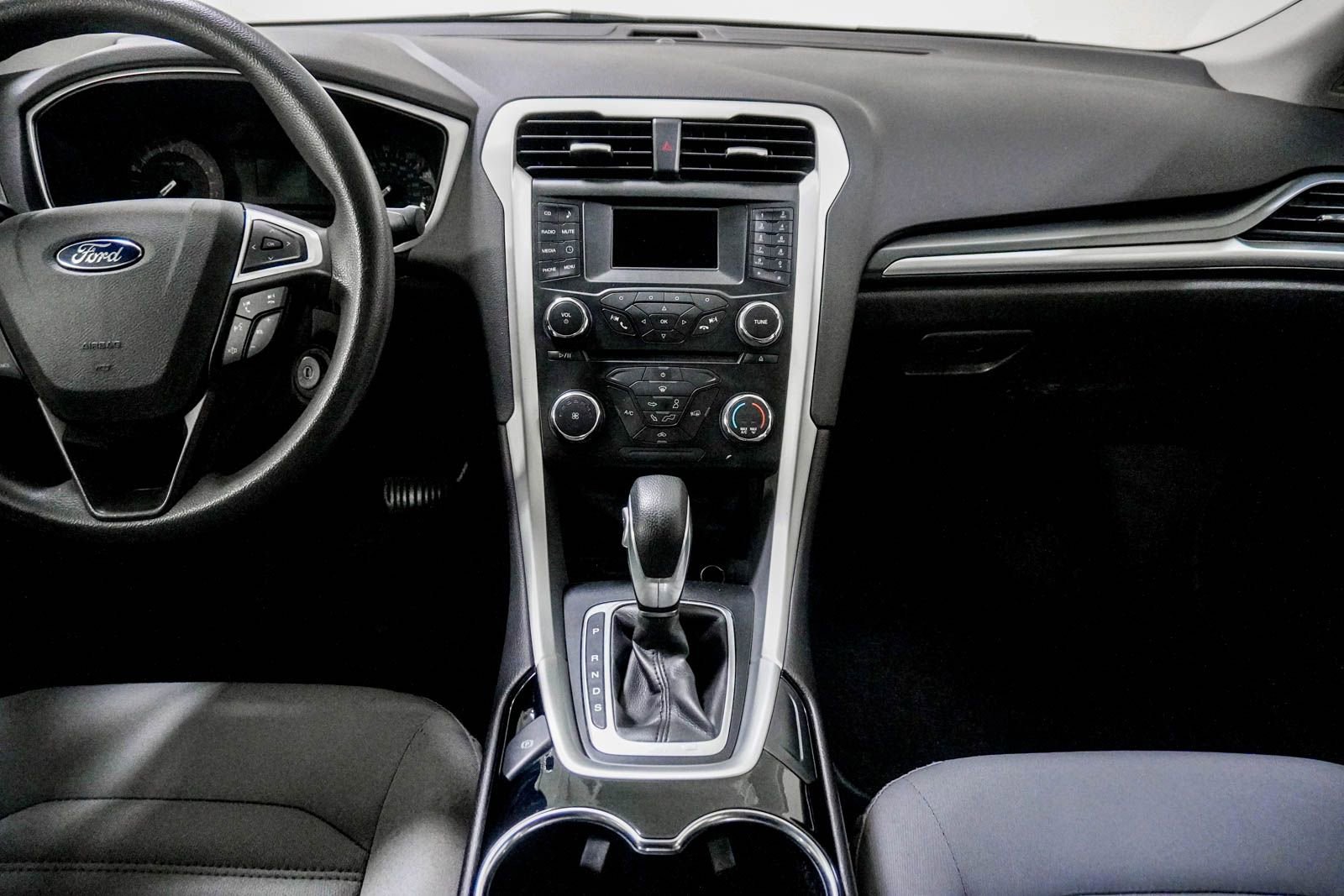 Used 2014 Ford Fusion S FWD image 21