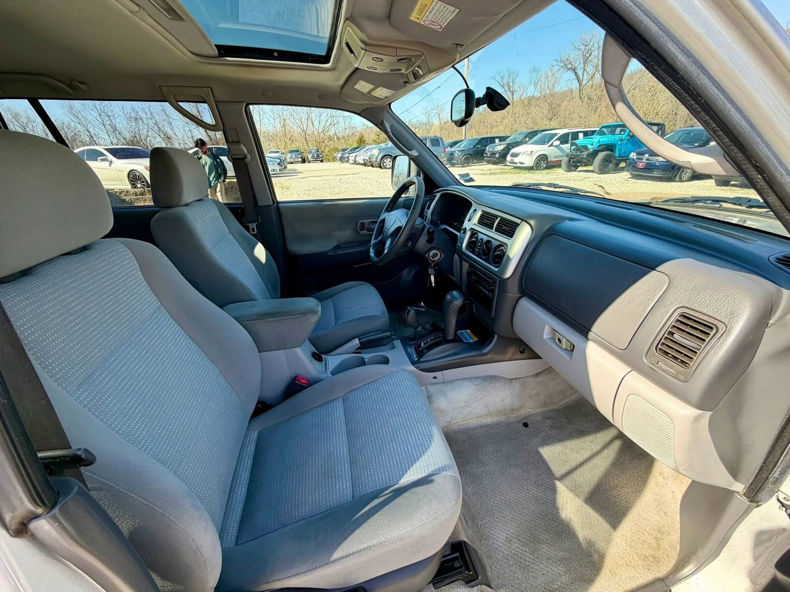 Used 2002 Mitsubishi Montero Sport XLS image 14