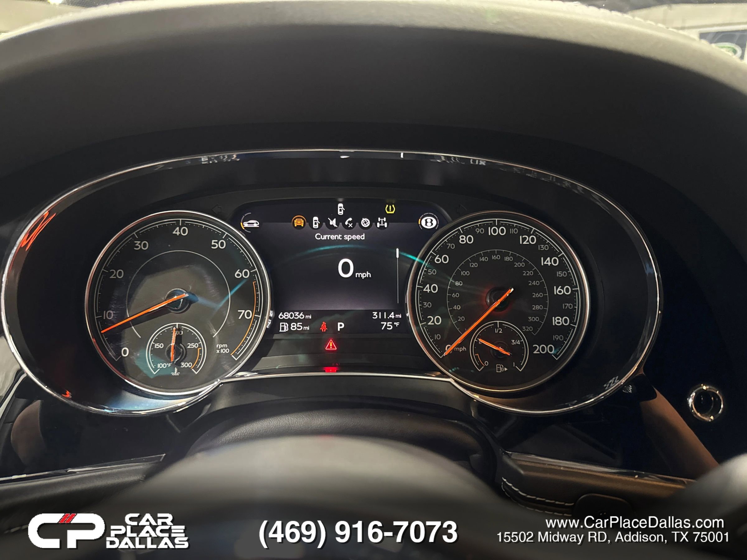 Used 2017 Bentley Bentayga AWD/4WD image 26