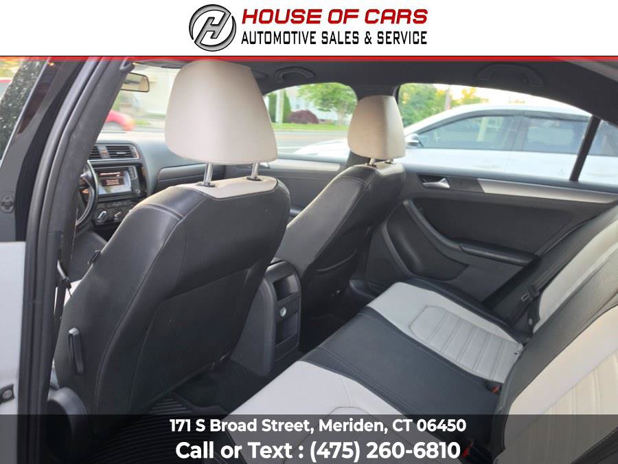 Used 2016 Volkswagen Jetta Sport FWD image 22