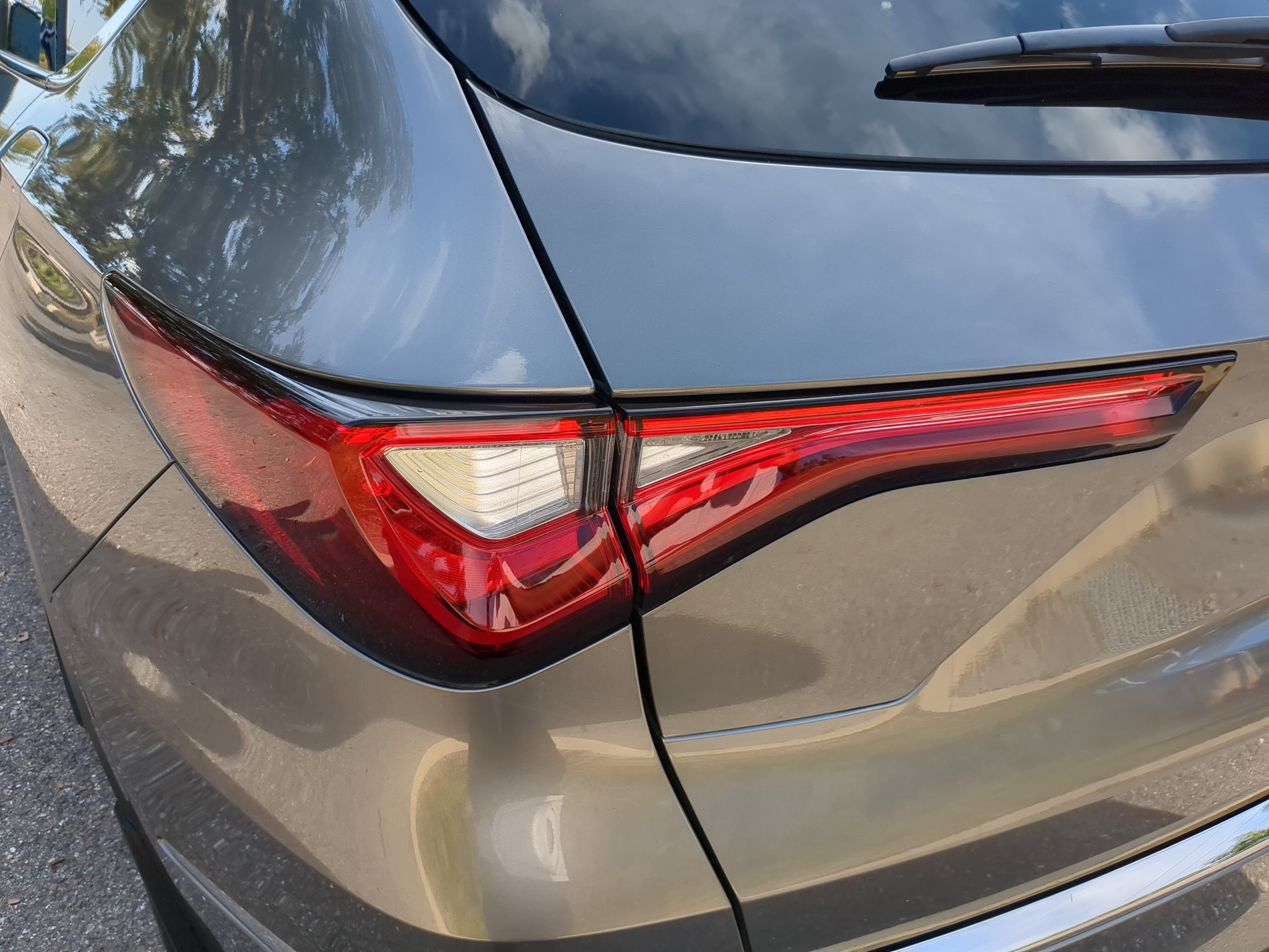 Used 2022 Acura MDX SH-AWD w/ Advance Package image 10