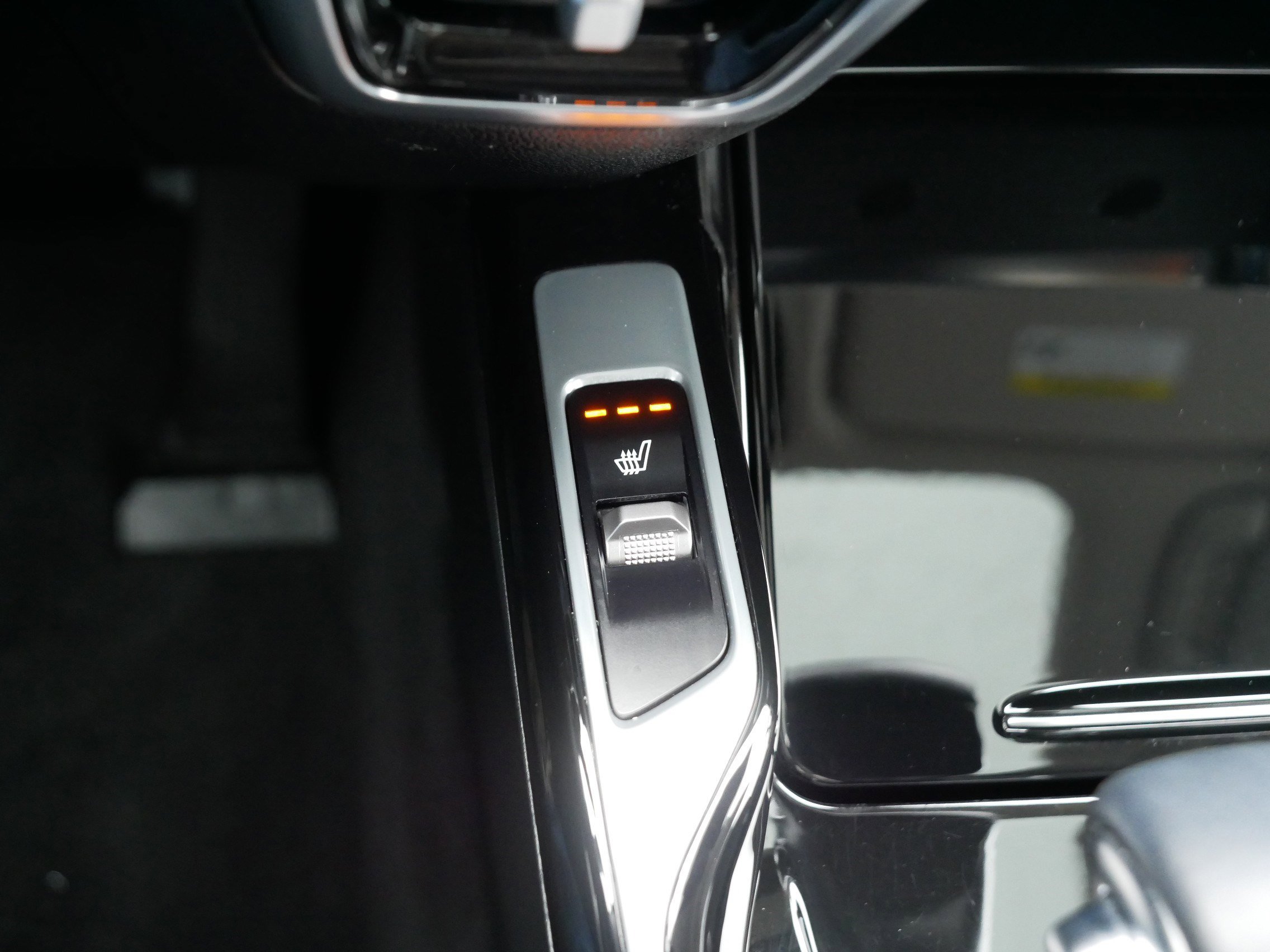 Certified 2023 Kia Sorento SX image 28