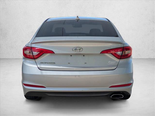 Used 2015 Hyundai Sonata SE FWD image 6