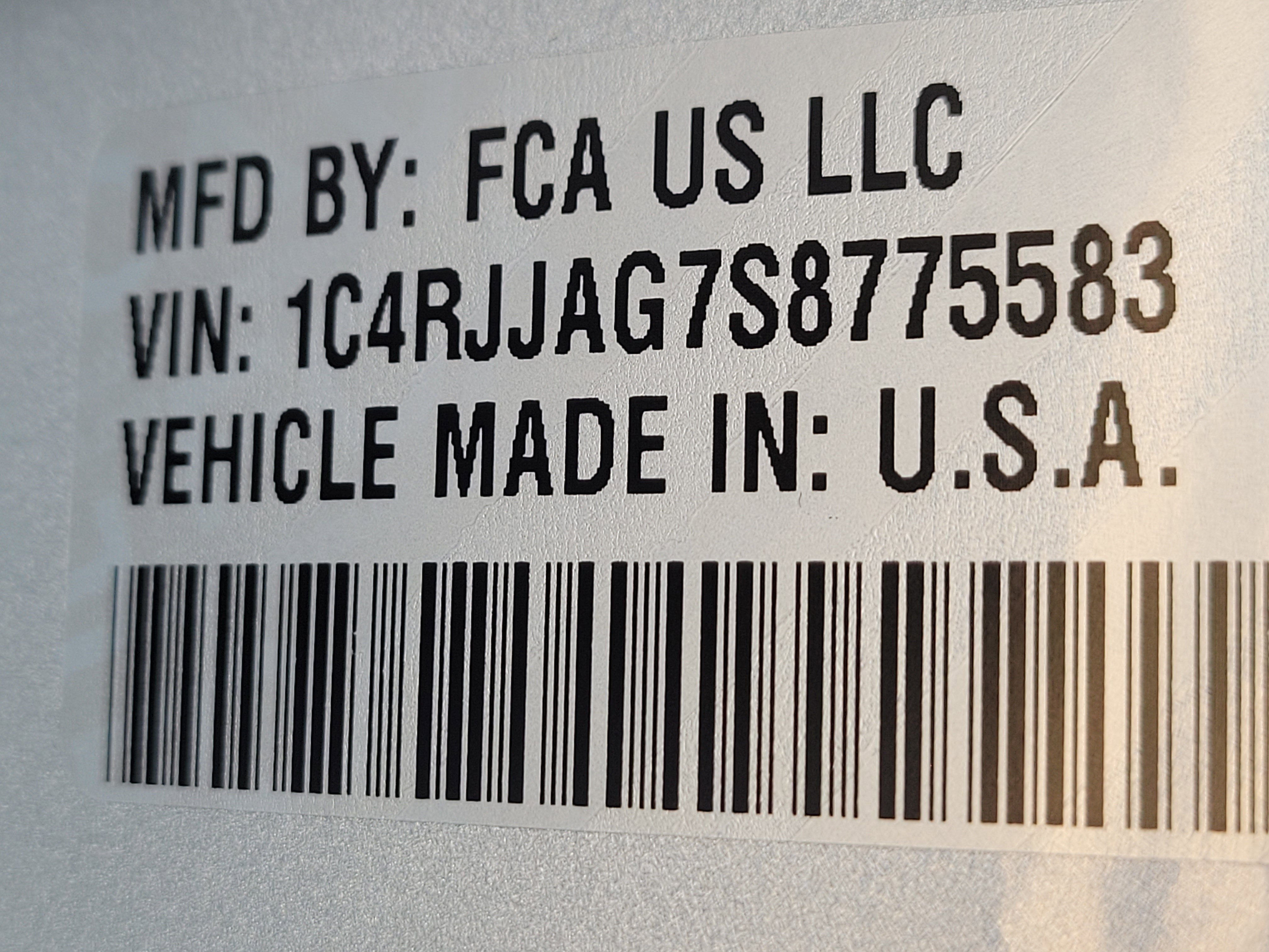 New 2025 Jeep Grand Cherokee L Altitude image 24