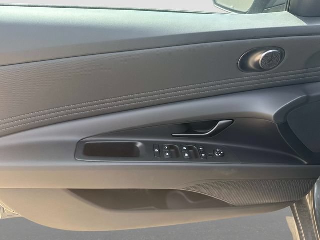 New 2026 Hyundai Elantra SEL FWD image 11