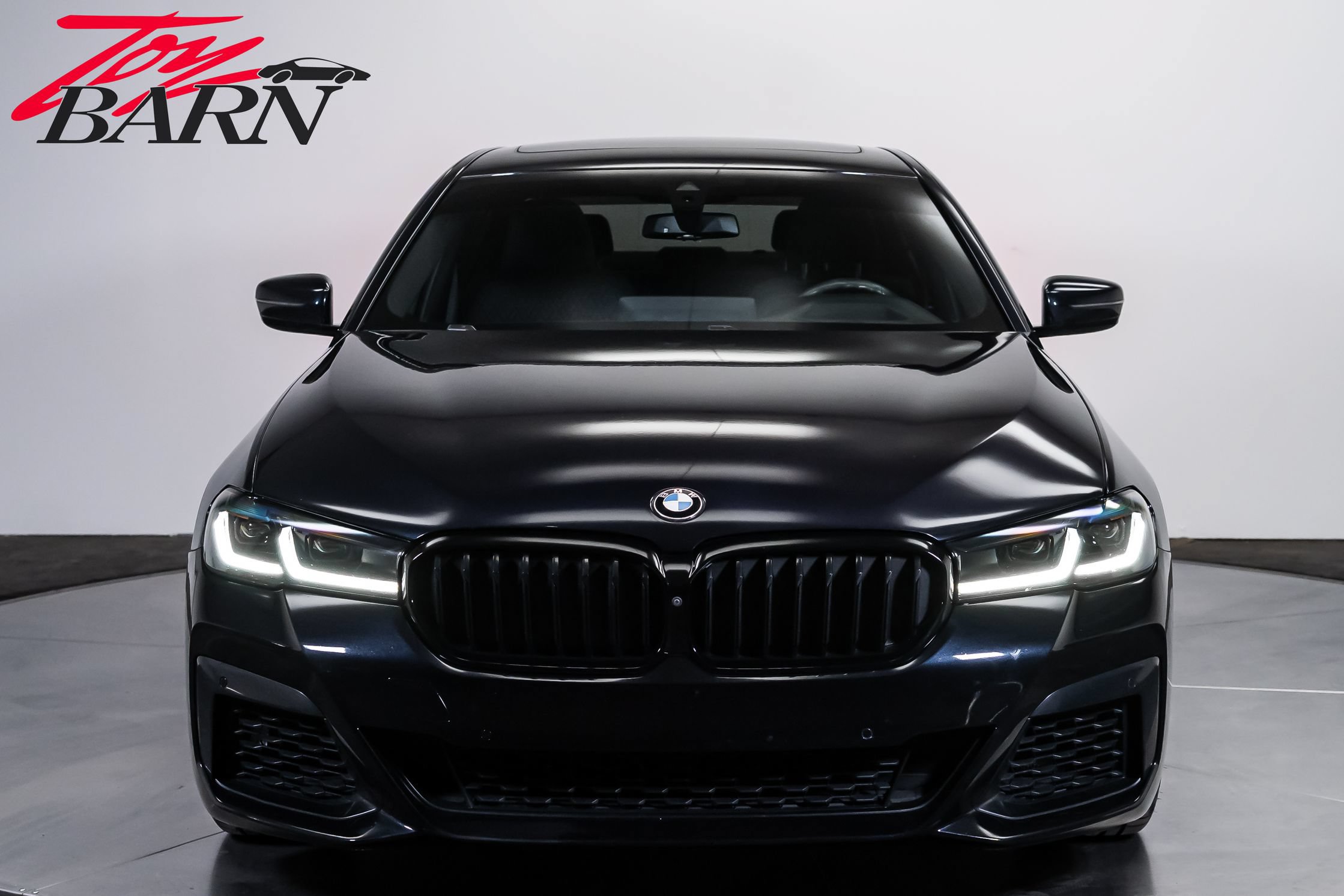 Used 2021 BMW M550i xDrive w/ Executive Package AWD/4WD image 8