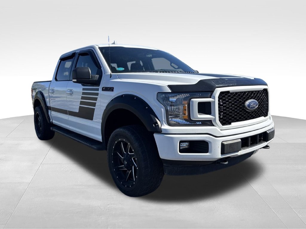 Used 2018 Ford F150 XLT w/ Equipment Group 302A Luxury AWD/4WD image 3