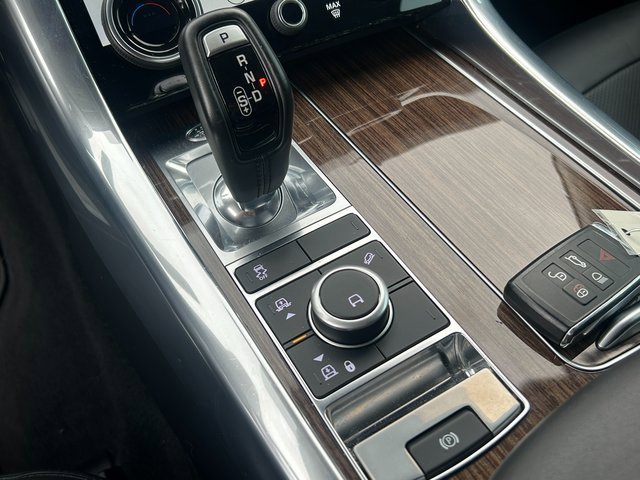 Used 2019 Land Rover Range Rover Sport HSE image 15