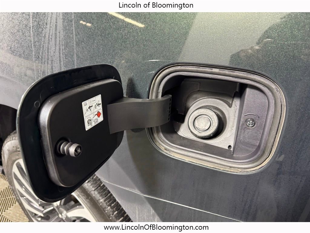 Certified 2023 Lincoln Navigator Black Label image 18