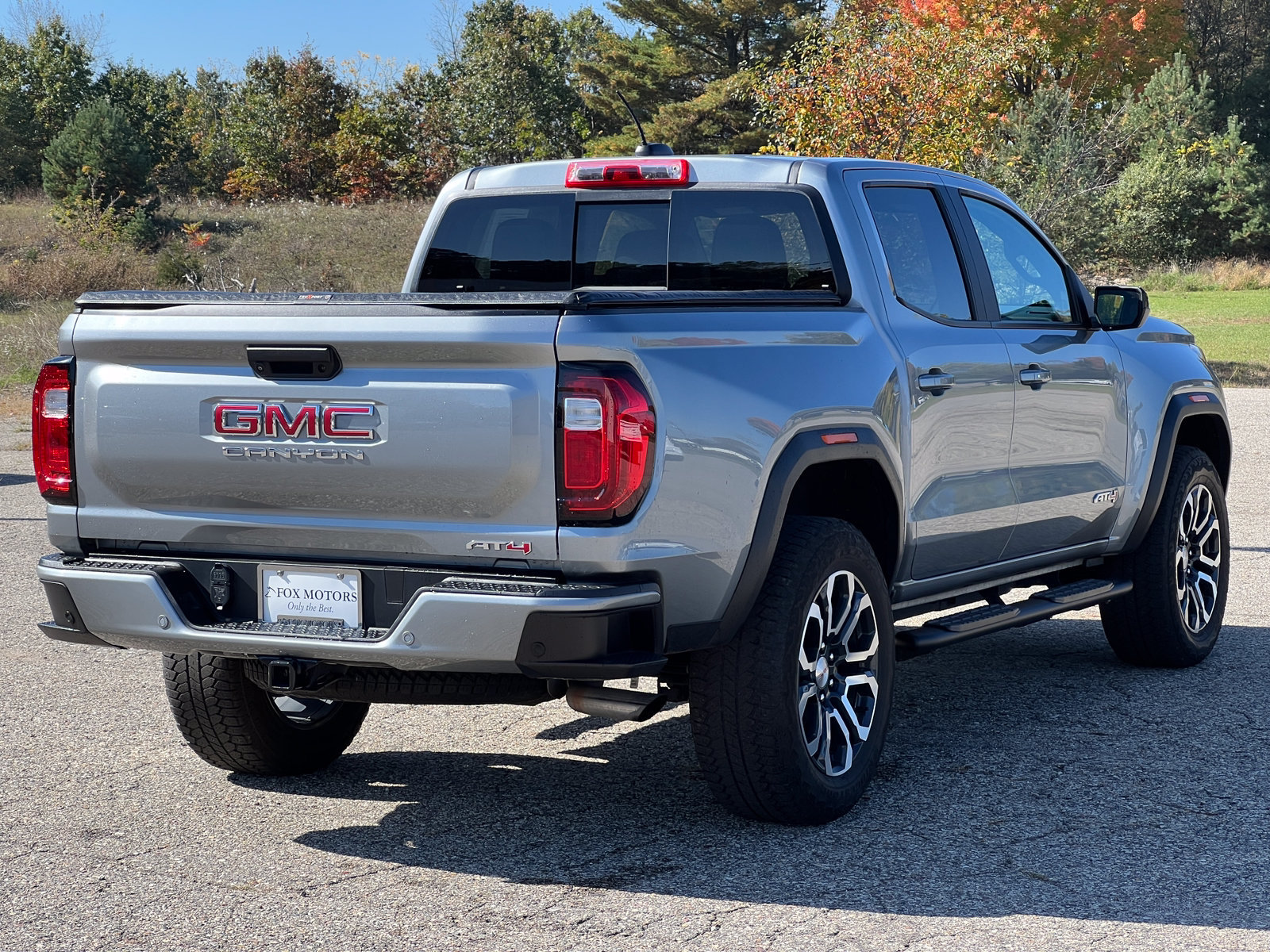 Used 2024 GMC Canyon AT4 w/ Canyon Safety Plus Package AWD/4WD image 19