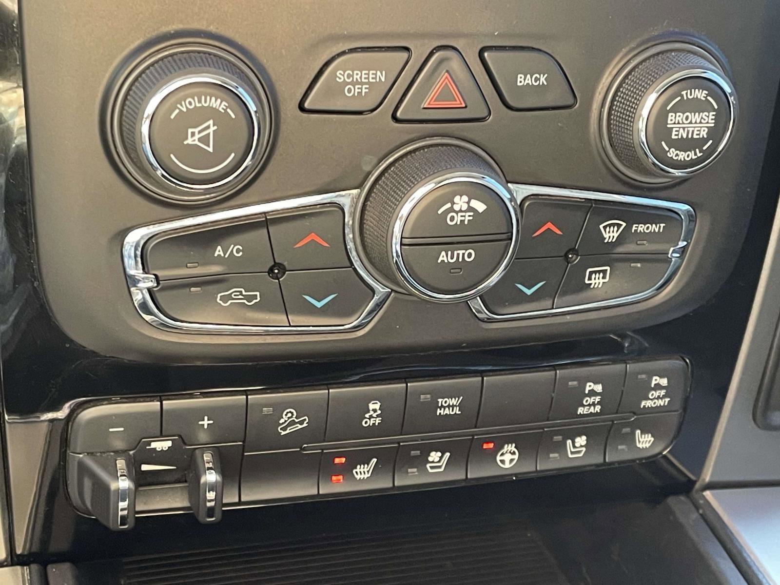 Used 2018 RAM 2500 Laramie w/ Sport Appearance Group image 10