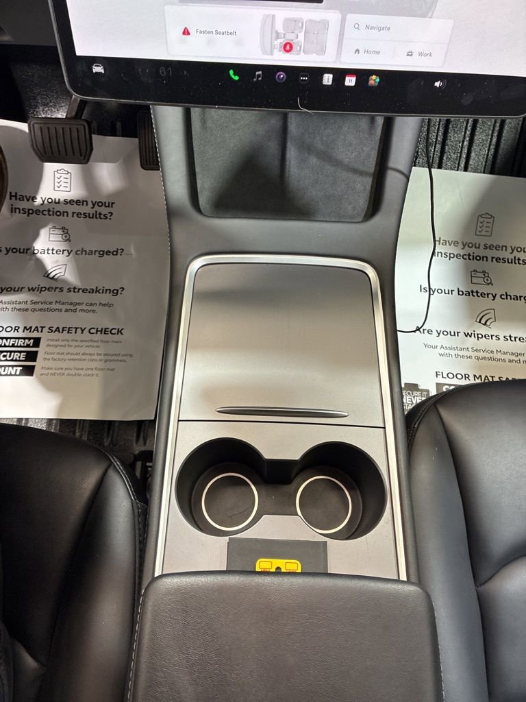 Used 2023 Tesla Model Y Long Range image 32