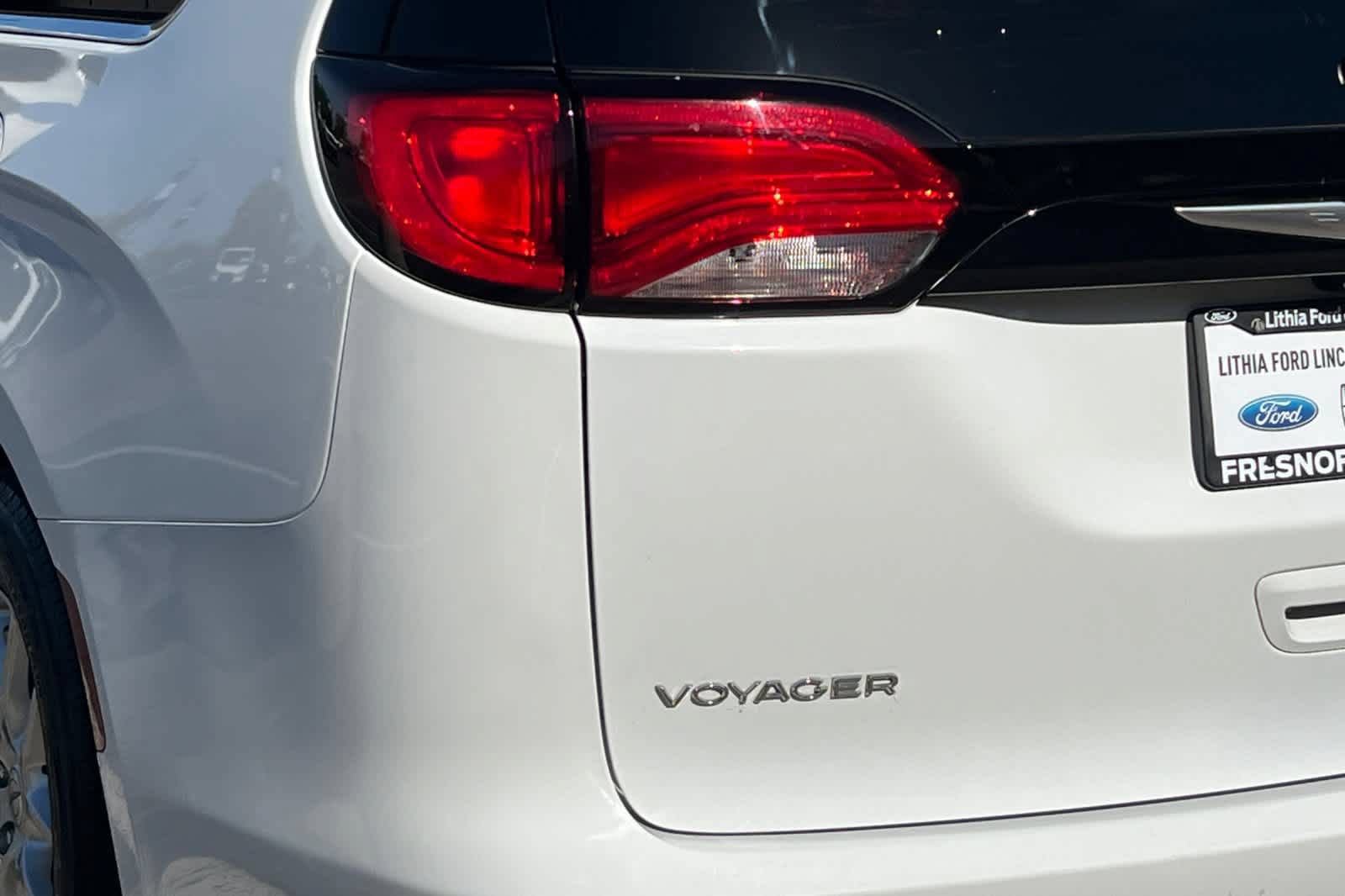 Used 2024 Chrysler Voyager LX FWD image 29