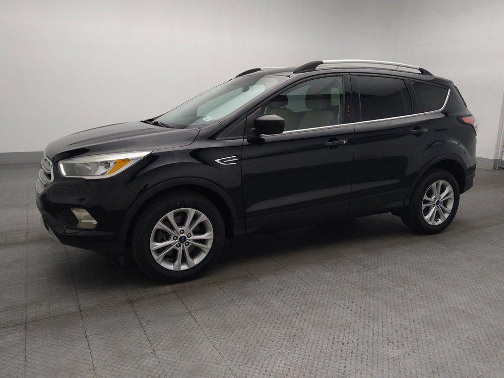 Used 2017 Ford Escape SE AWD/4WD image 2