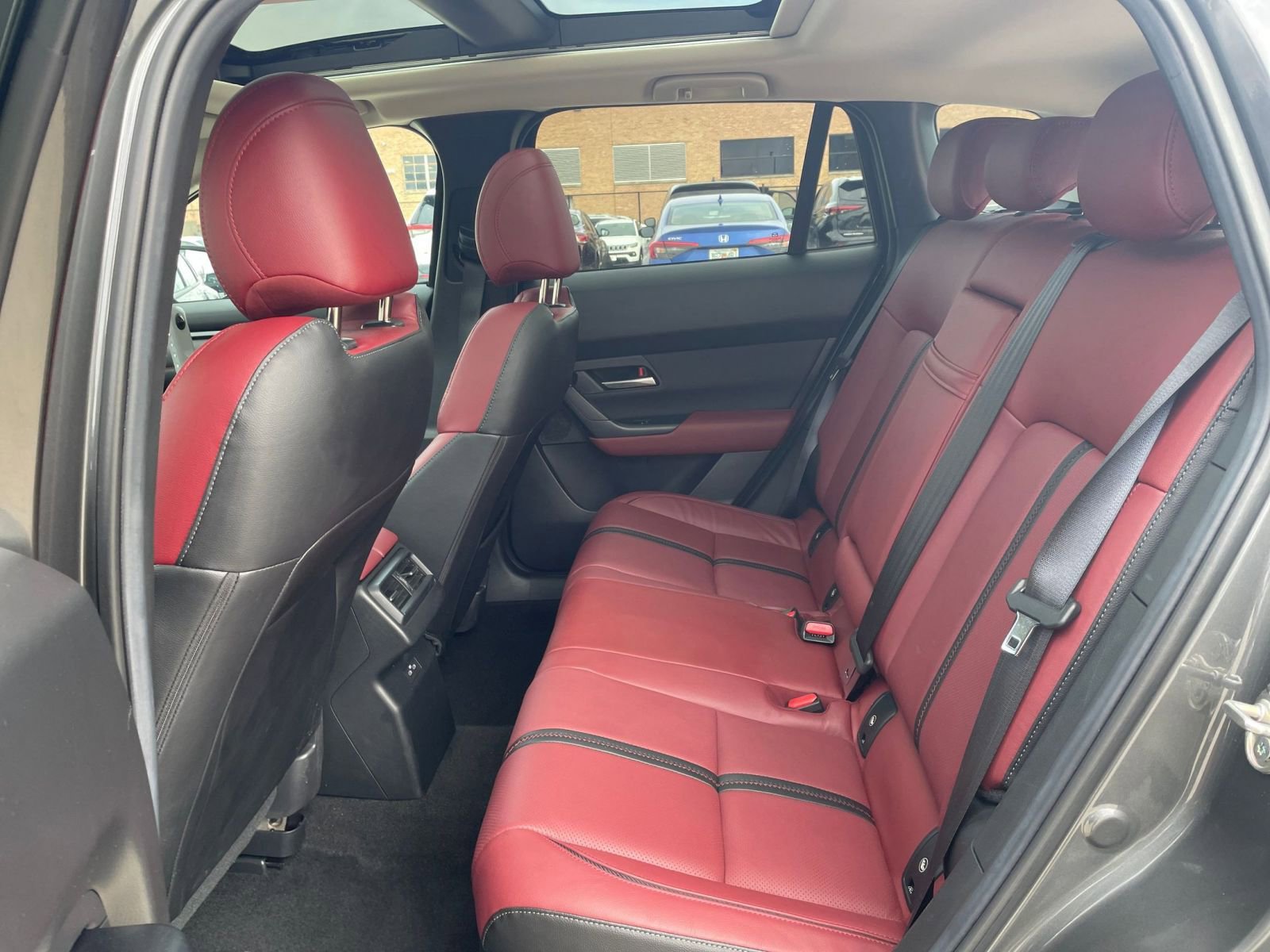 Used 2025 MAZDA CX-50 2.5 Hybrid w/ Premium Plus Pkg AWD/4WD image 27