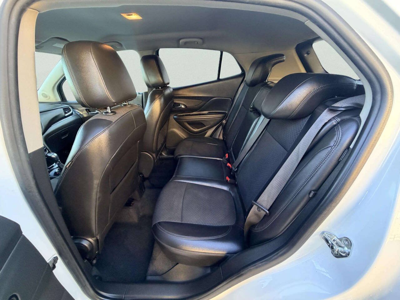 Used 2019 Buick Encore Preferred FWD image 24