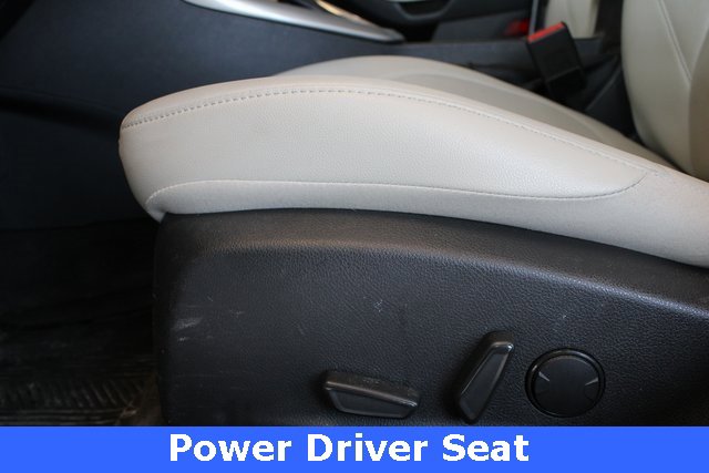 Used 2018 Ford Focus Titanium image 3