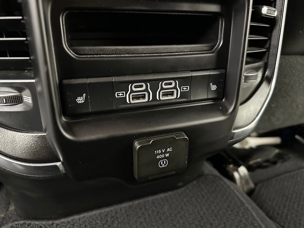 Used 2022 RAM 3500 Laramie image 31