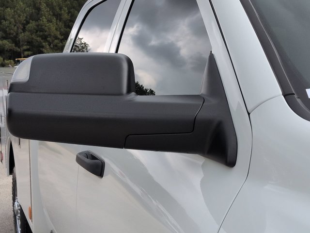 Used 2022 RAM 2500 Tradesman w/ Chrome Appearance Group AWD/4WD image 11