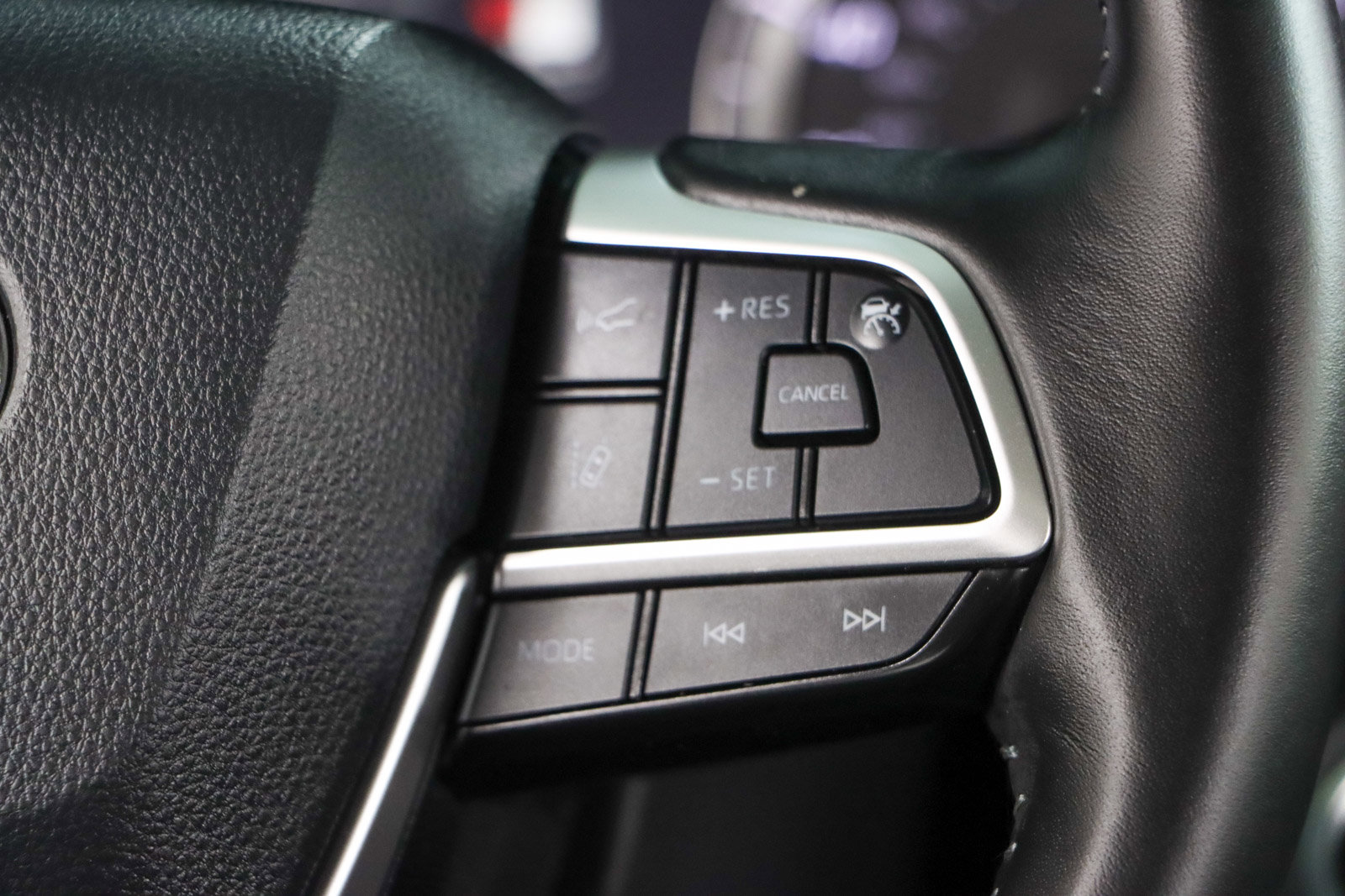 Used 2024 Toyota Highlander XLE image 14