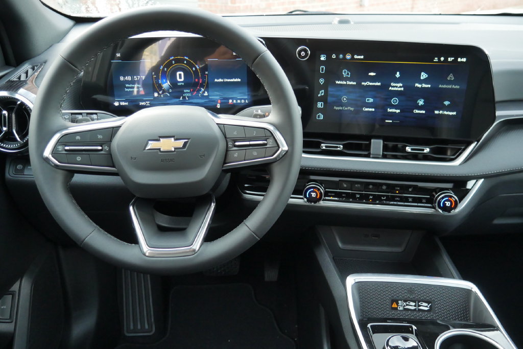 New 2027 Chevrolet Equinox LT w/ Convenience Package II AWD/4WD image 16